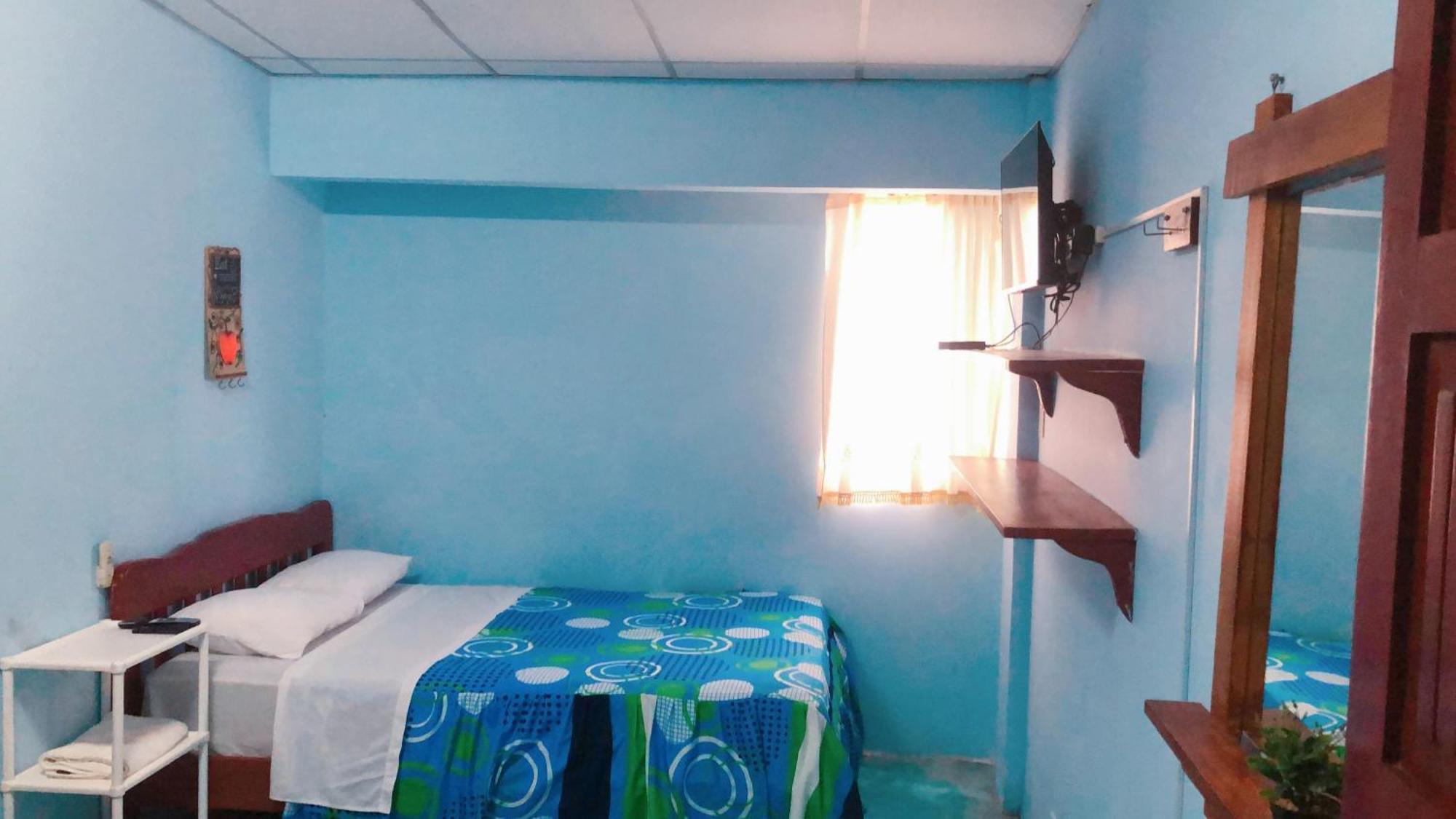 Hostal Aruba Atacames Exteriör bild